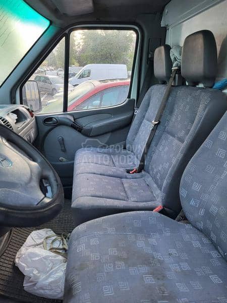 Mercedes Benz sprinter