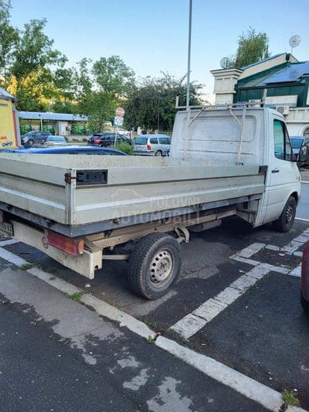 Mercedes Benz sprinter