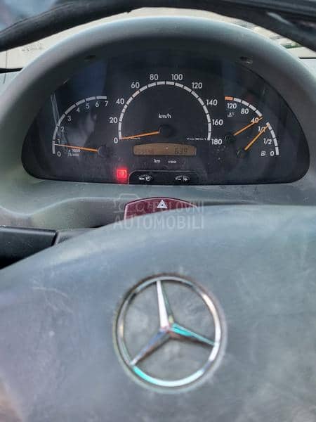Mercedes Benz sprinter