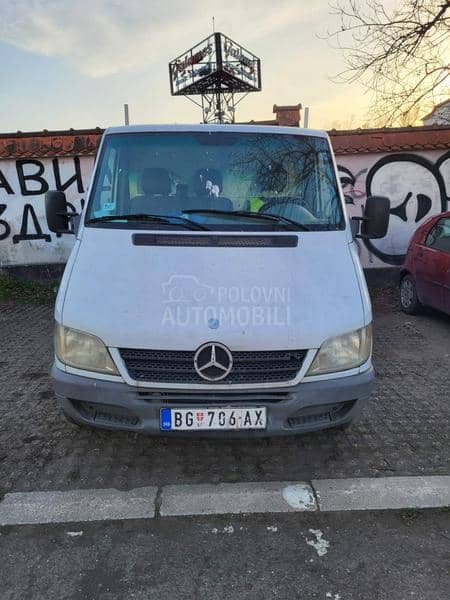 Mercedes Benz sprinter