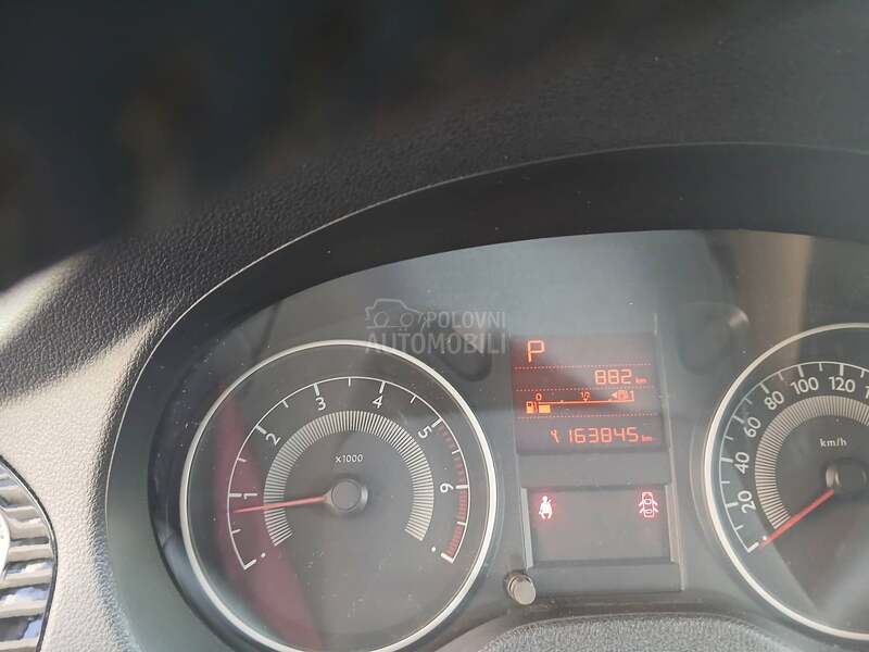 Peugeot 301 AUTO/MATIC