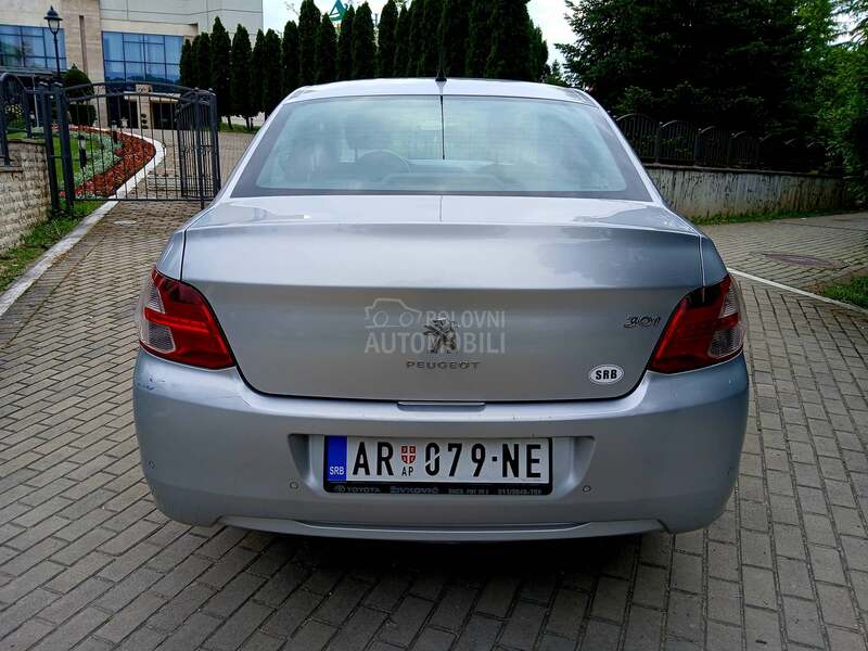 Peugeot 301 AUTO/MATIC