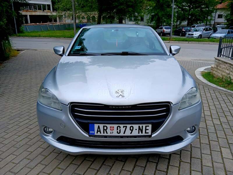 Peugeot 301 AUTO/MATIC
