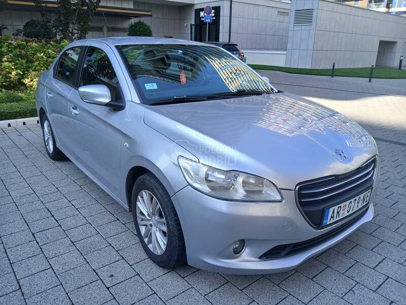 Peugeot 301 AUTO/MATIC