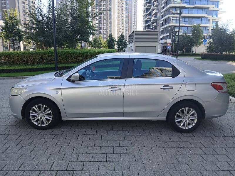 Peugeot 301 AUTO/MATIC