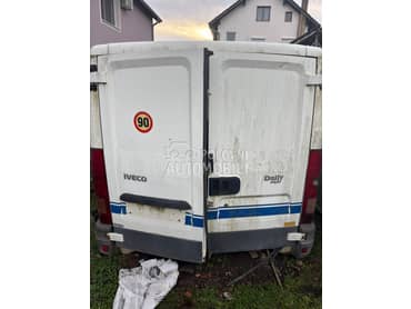 vrata za iveko daliy bocna
