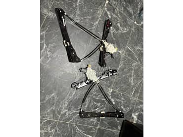 prednji podizac stakla za BMW Serija 1 od 2008. do 2012. god.