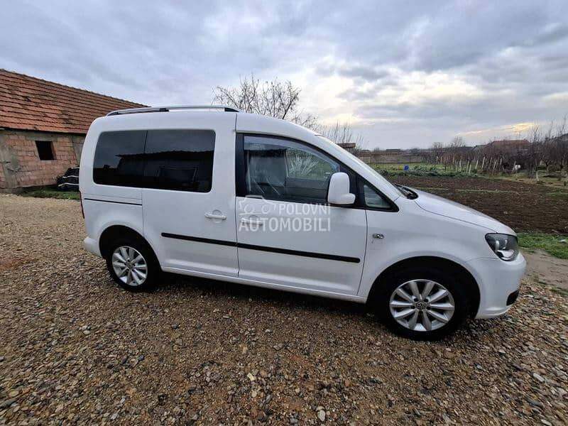 Volkswagen Caddy 2003 - 2017. god. -  kompletan auto u delovima