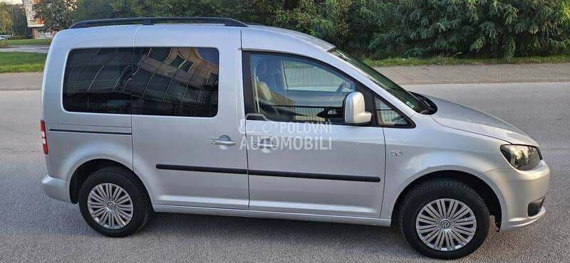 Volkswagen Caddy 2003 - 2017. god. -  kompletan auto u delovima