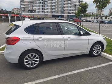 BMW 216 d     harman/kardon