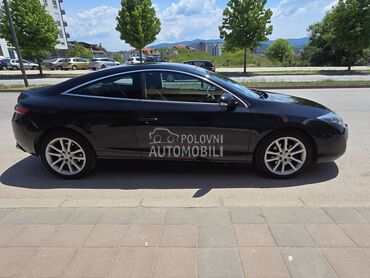 Renault Laguna coupe GT