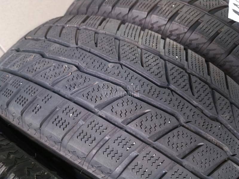 Westlake 215/65 R16 Zimska