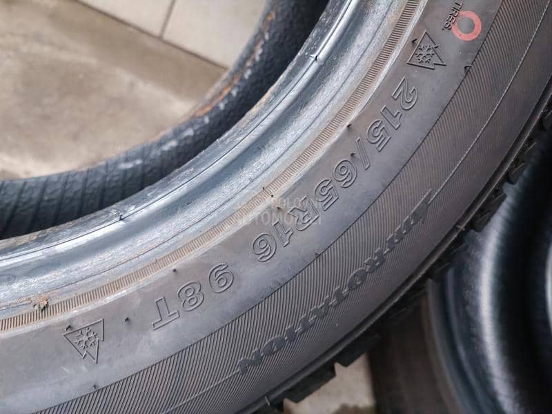 Westlake 215/65 R16 Zimska