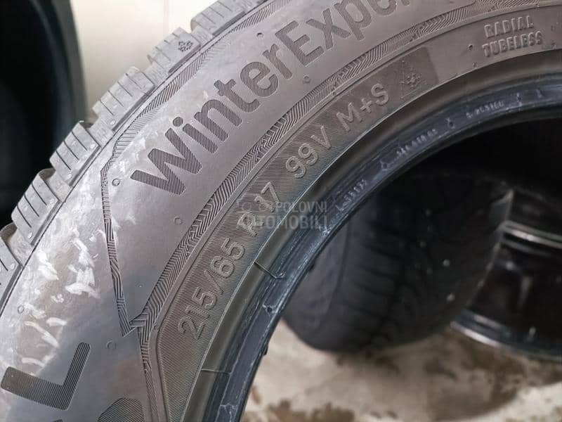 Uniroyal 215/65 R17 Zimska