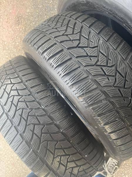 Dunlop 215/60 R16 Zimska