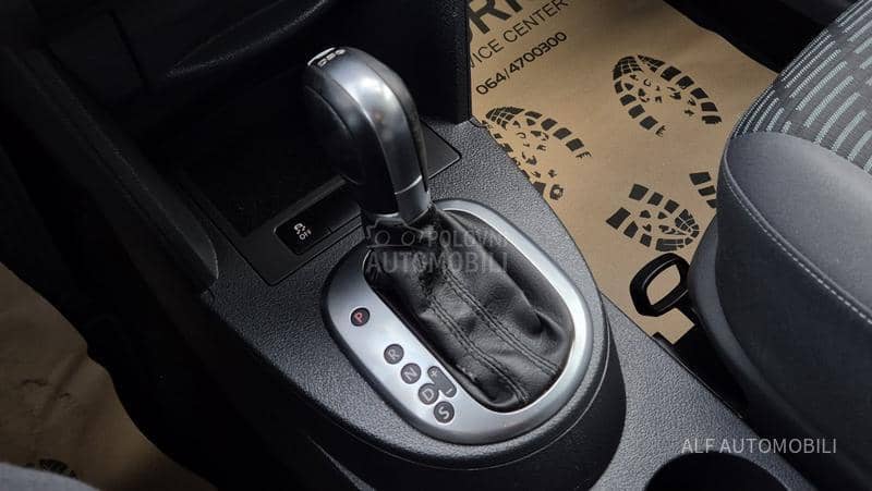 Volkswagen Caddy 1.6 TDI DSG