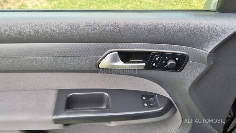 Volkswagen Caddy 1.6 TDI DSG