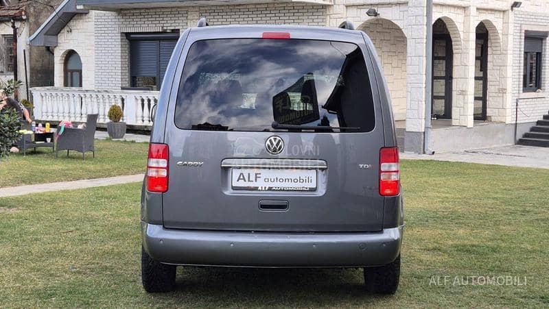 Volkswagen Caddy 1.6 TDI DSG