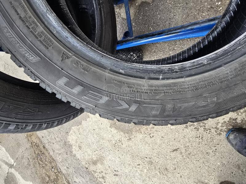Falken 215/55 R17 Zimska