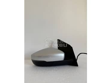 Desni retrovizor za Volkswagen Polo od 2009. do 2014. god.