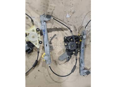 Podizač stakla (zadnji levi) za Alfa Romeo 156 od 2000. do 2006. god.
