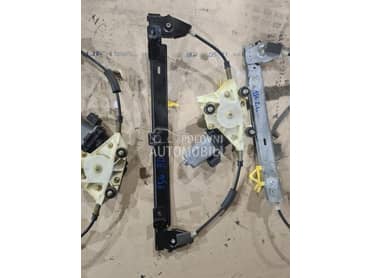 Podizač stakla (prednji desni) za Alfa Romeo 156 od 2000. do 2006. god.