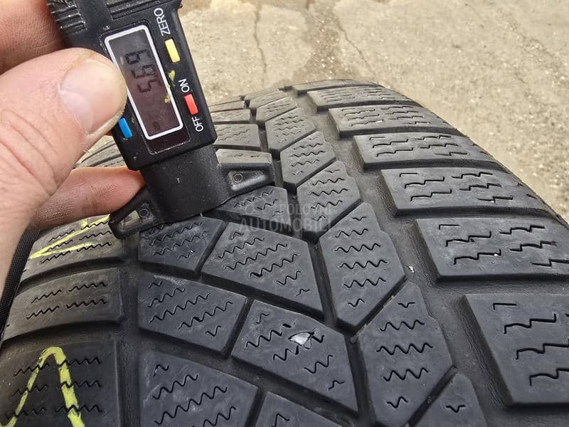 Continental 205/55 R17 Zimska