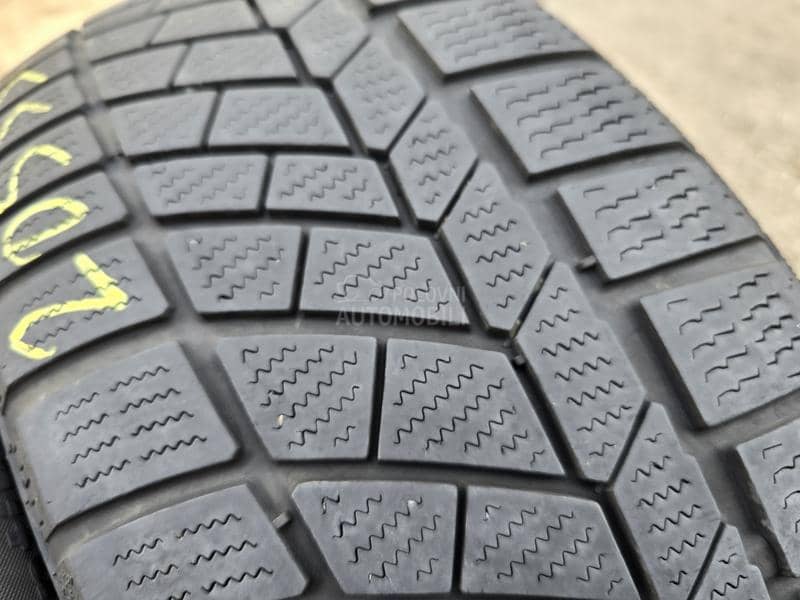 Continental 205/55 R17 Zimska