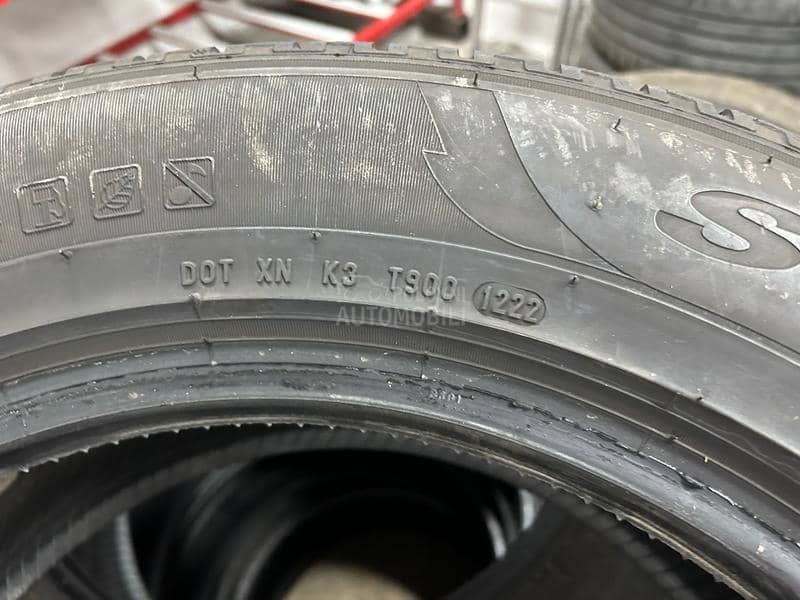 Pirelli 235/60 R18 Zimska