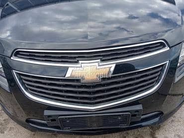 Maska za Chevrolet Cruze od 2010. do 2013. god.