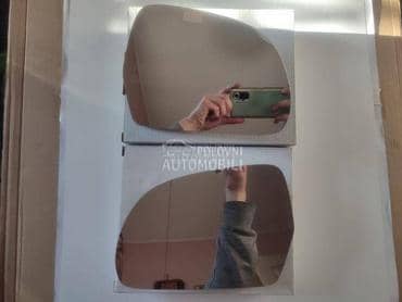 Staklo retrovizora sa grejačem za Škoda Superb od 2008. do 2015. god.