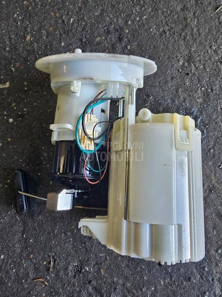 Benzinska pumpa 2.0 tfsi