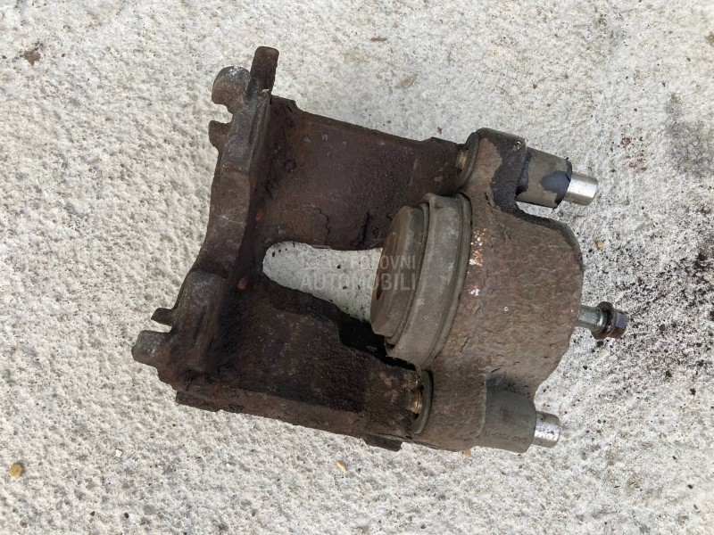 prednja desna klesta