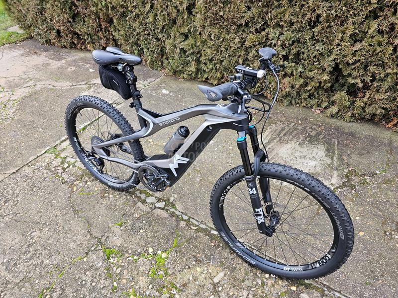 M1 Sterzing carbon