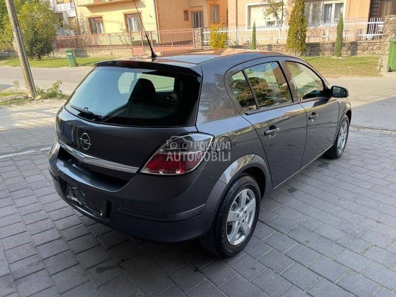 Delovi za Opel Astra F H J K 05- 2017. god.