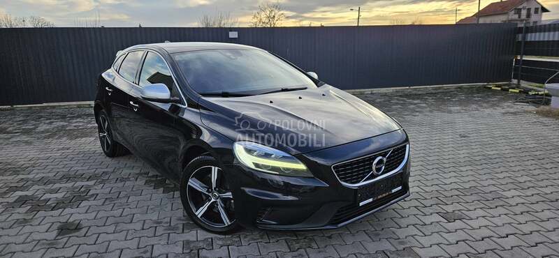 Volvo V40 