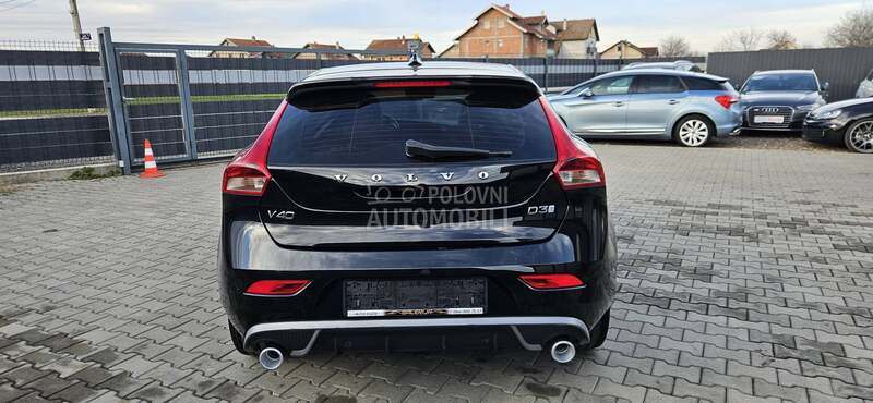 Volvo V40 