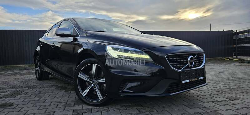 Volvo V40 