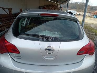Gepek vrata za Opel Astra J od 2010. do 2014. god.