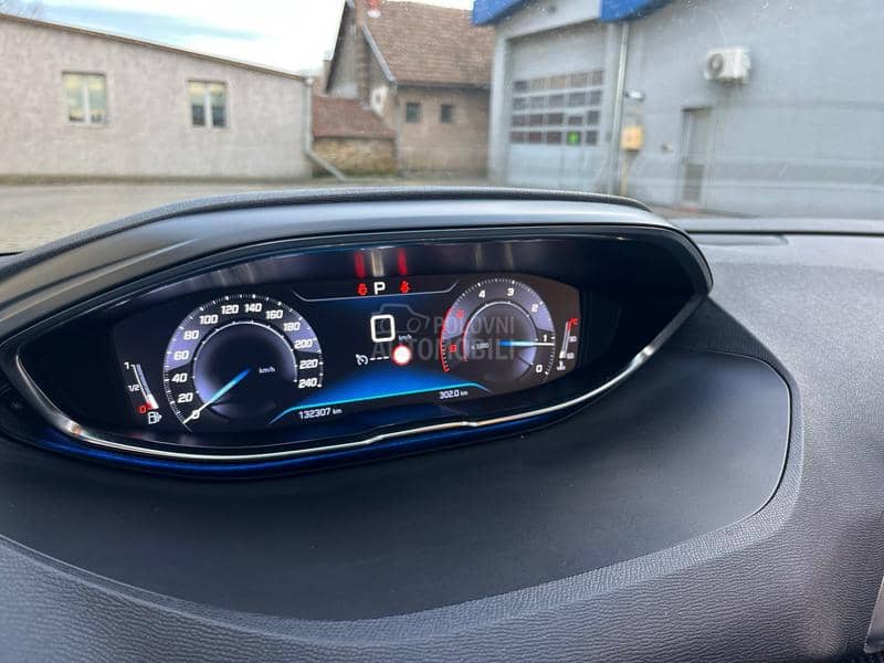 Peugeot 3008 1.5 BHDI O.R.G.K.M.