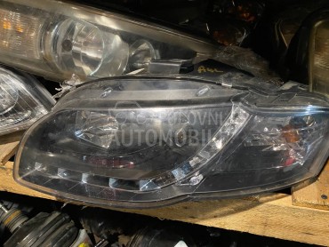 levi i desni far za Audi A4 od 2003. do 2008. god.