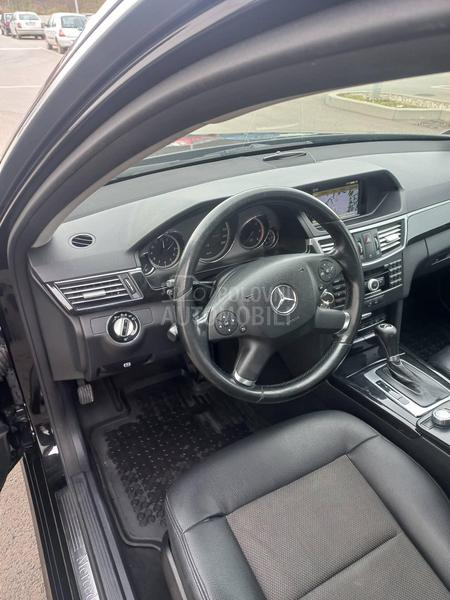 Mercedes Benz E 250 