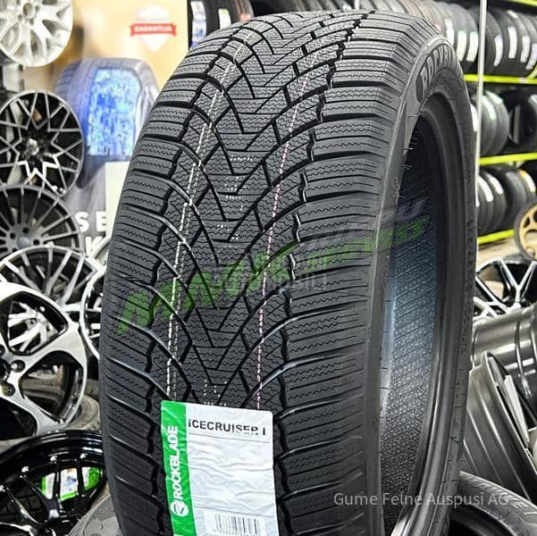 ROCKBLADE 255/40 R20 Zimska