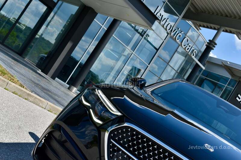 Mercedes Benz E 220 AMG