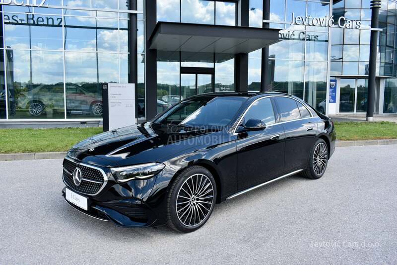 Mercedes Benz E 220 AMG
