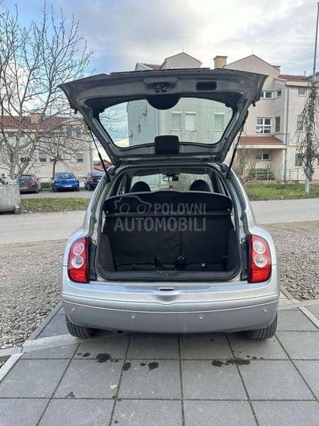 Nissan Micra 