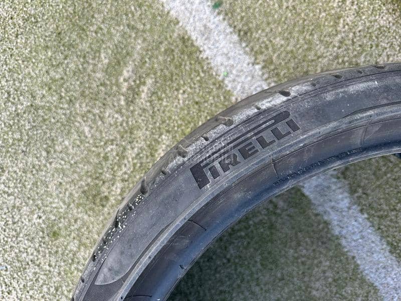 Pirelli 235/35 R19 Letnja