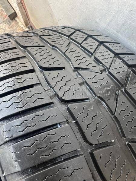 Continental 245/50 R18 Zimska