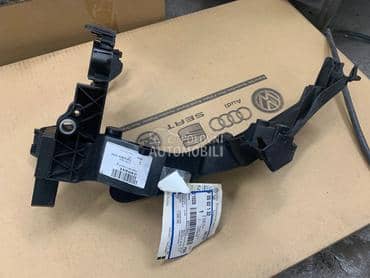 Nosac prednjeg levog fara za Audi A4, S4