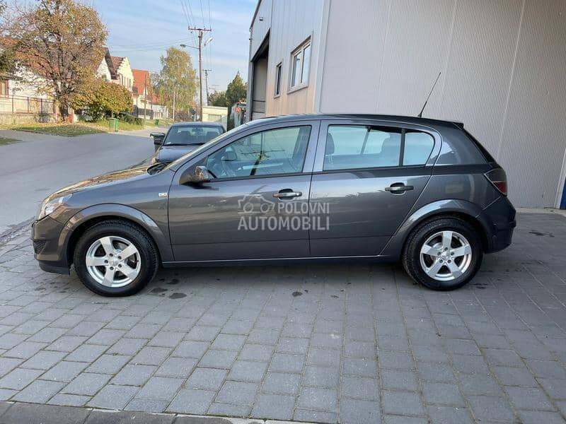 Opel Astra F 2003 - 2017. god. -  kompletan auto u delovima